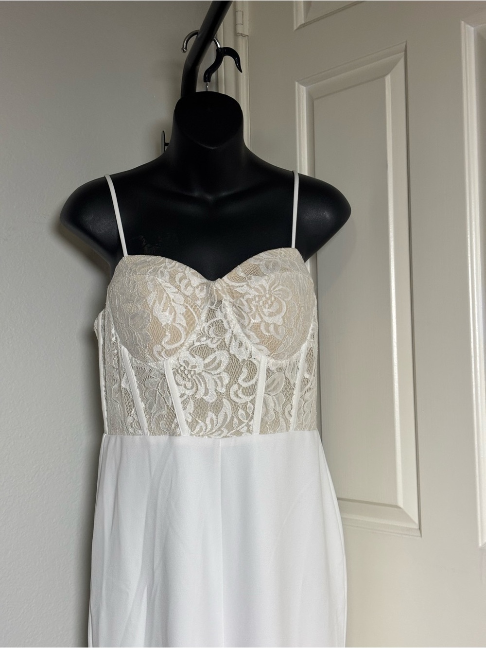 Lulus Eloquently Enticing White and Beige Lace Bustier jumpsuit - Picture 7 of 11
